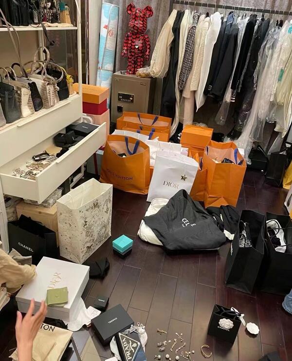 吕梁兴县回收顶奢鞋服